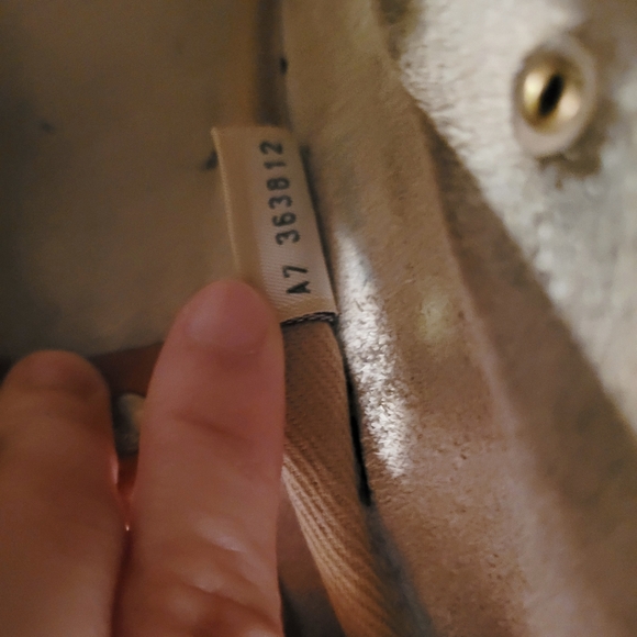 DOONEY & BOURKE Vintage Shoulder Bag - Picture 5 of 8